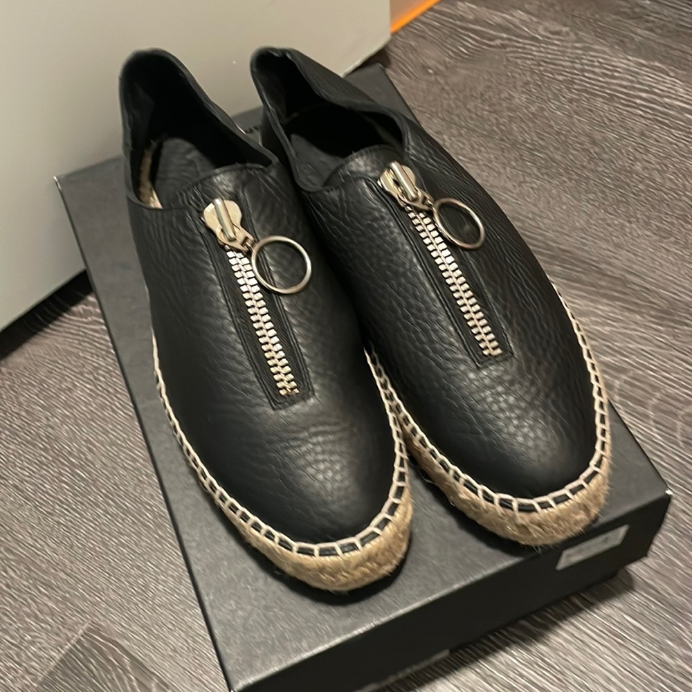 ALEXANDER WANG - BLACK SOFT LEATHER - SIZE 7